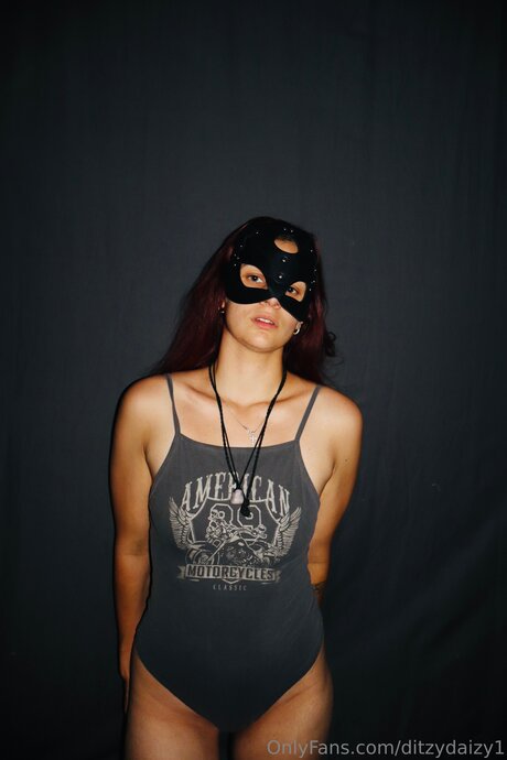 Ditzydaizy1 perfect model img