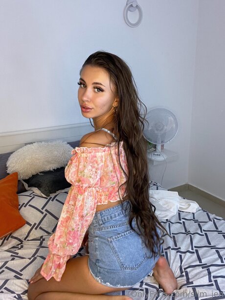 Slim Jen nudes star archive