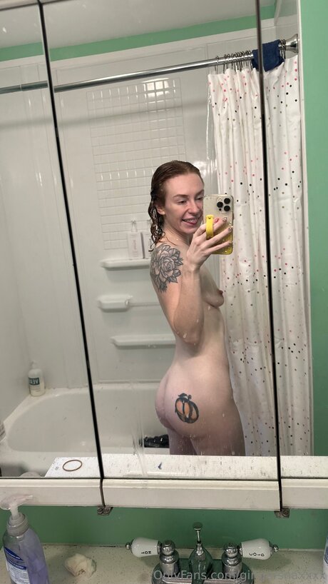 Gingersnaxxxx xxx pornstar pictures