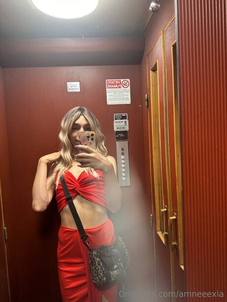 Sharonbugatti erotic pornstar galleries