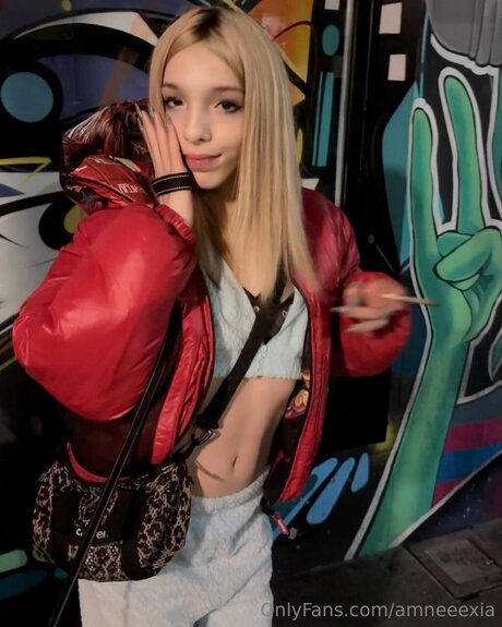 Sharonbugatti model pornographic pics