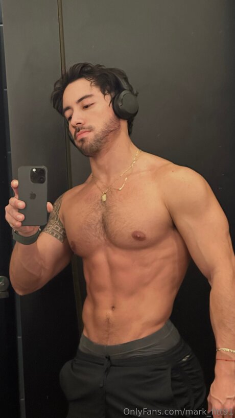 Mark Fitt91 sex model pic