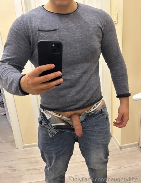 Freakybear69 perfect model pics