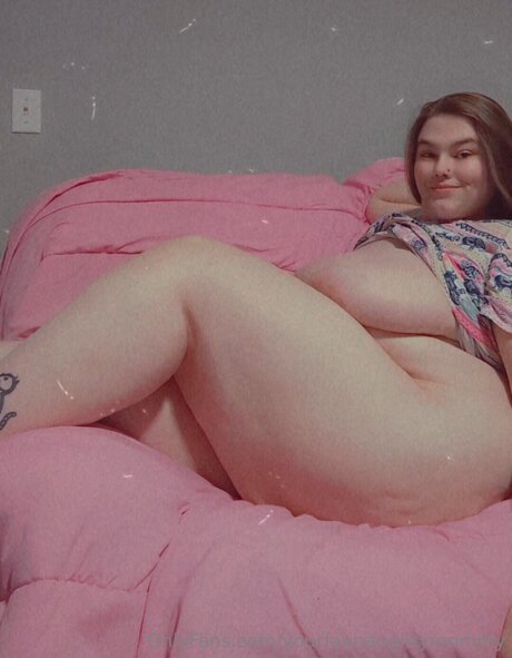 Yourfavnaughtymommy perfect model image