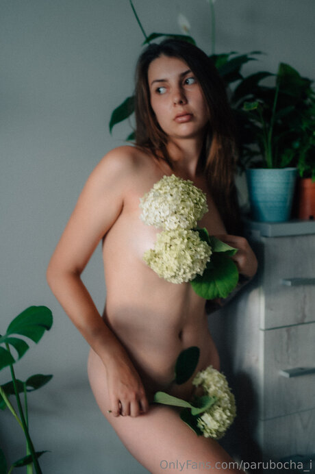 Parubocha I model perfect pic