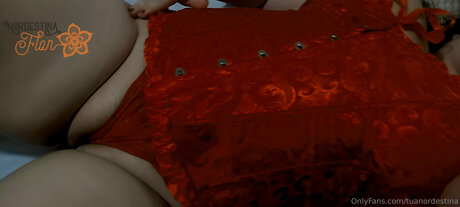 Tuanordestina pornstar images