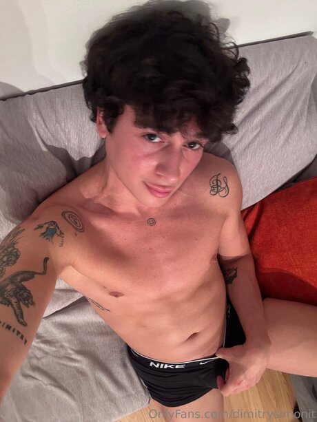 Dimitrysimonit star naked gallery