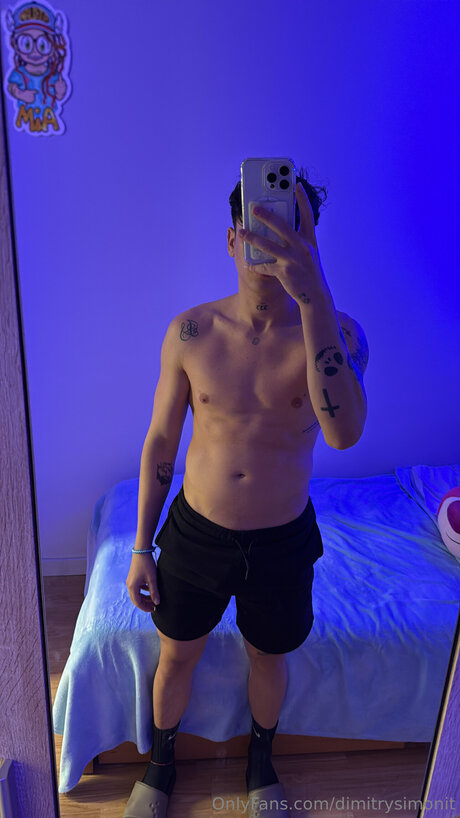 female popular onlyfans pornographic pictures