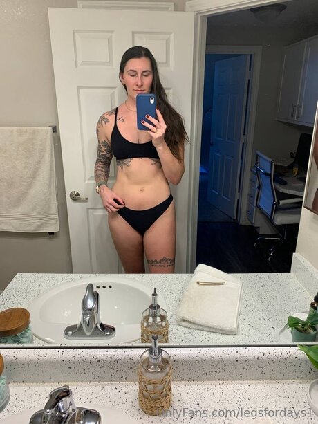 Legsfordays1 star perfect image