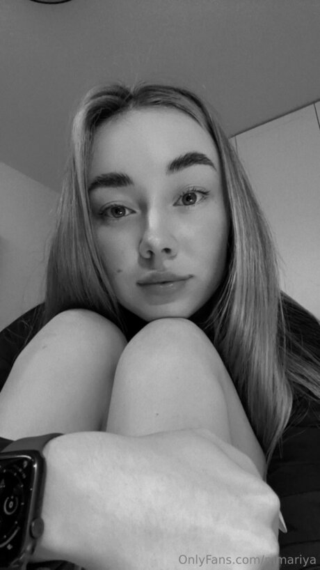 Mmariya sexy model img
