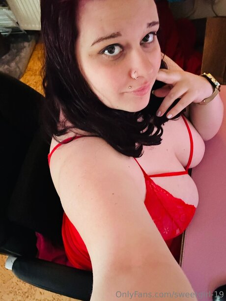 Sweetgirl 19 pornstar adult photos