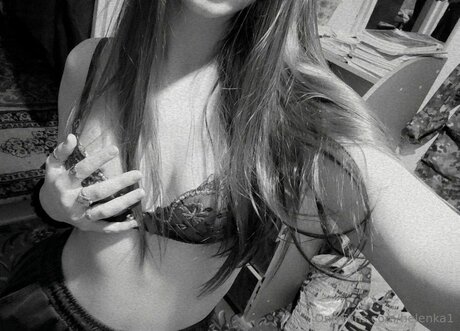 Helenka1 star top archive