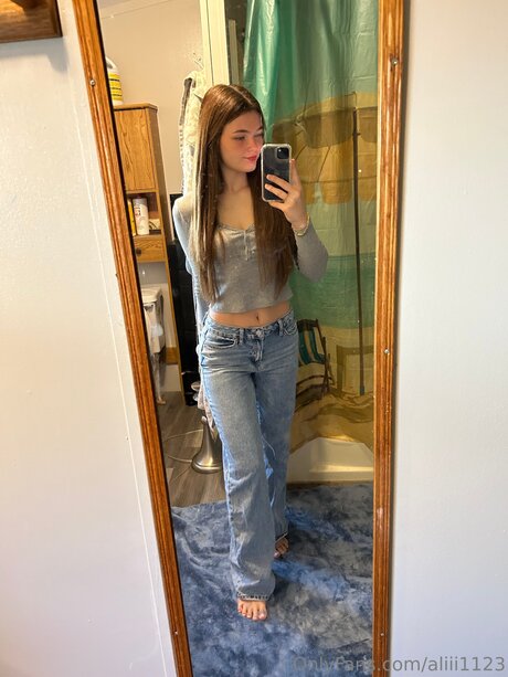 Aliii1123 perfect star archive