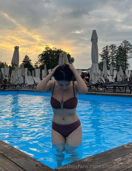 Arishka Boo pretty star photo