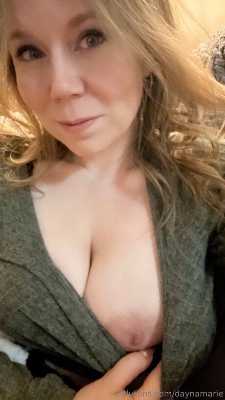 hairy legs onlyfans beautiful naked image