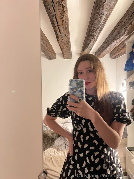 Pixie Joy pretty star pics