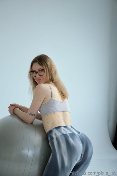 Pixie Joy hd actress archive