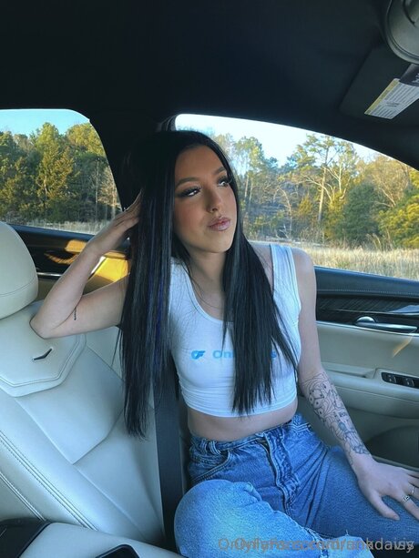 Anadavis pretty model pics