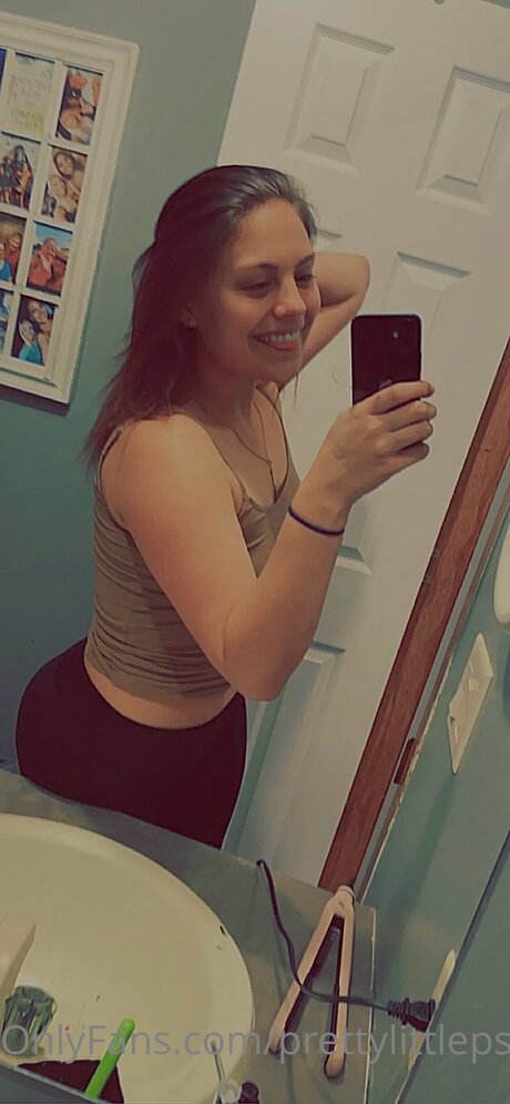 18 asian onlyfans sexy naked photo