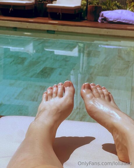 Itslolapap star erotic image