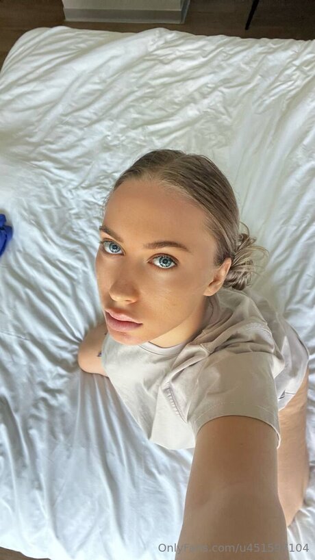 Itslolapap pornstar beautiful gallery