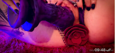 Coyemoo xxx actress pics