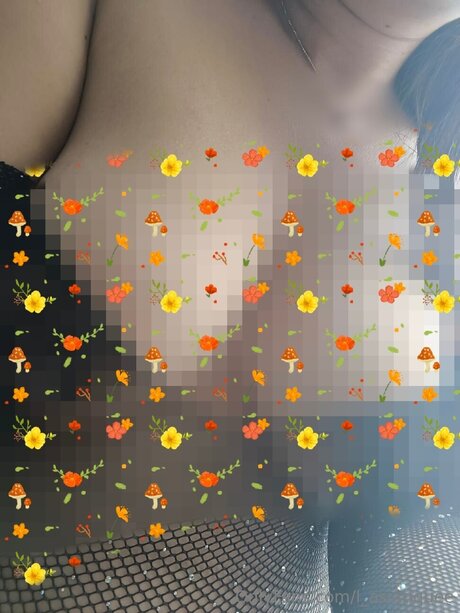 L Asiatiquee pornstar perfect pic