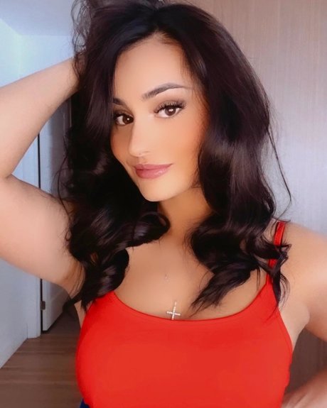 curvy kitty onlyfans hot nude img