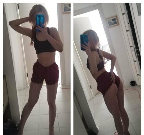 lesbian fingering onlyfans free xxx gallery