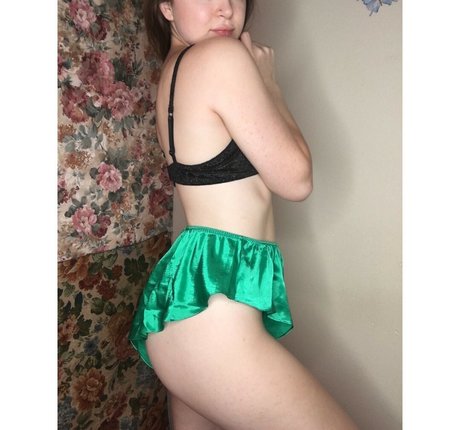 Tori Eaglestone perfect star archive