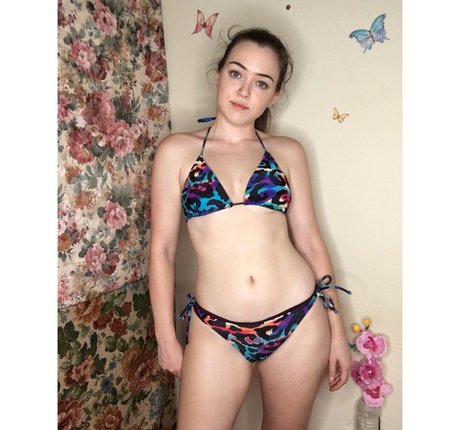 Tori Eaglestone pornographic model images