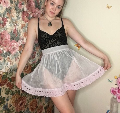 Tori Eaglestone model erotic gallery