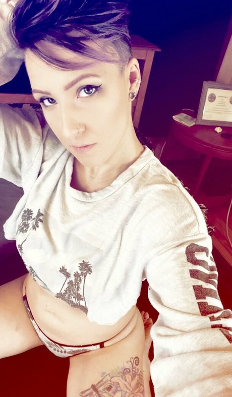 Accalia Alpha pornstar pretty galleries