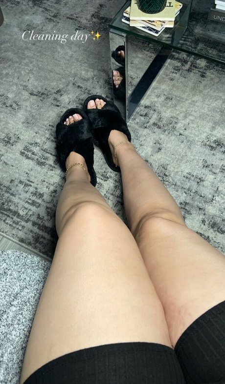 Nedi Martinez sexy star galleries