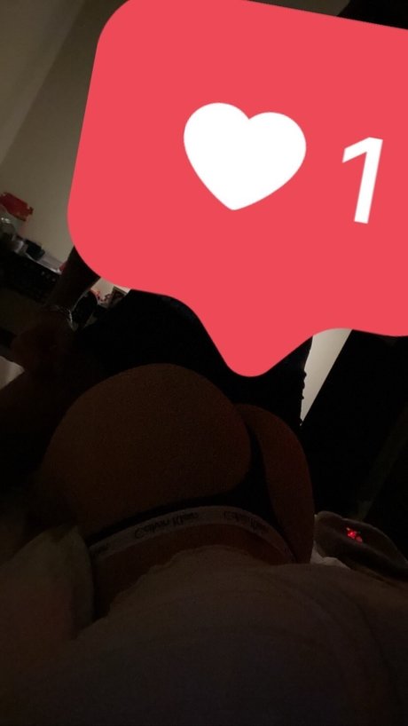 Lara Buttner model adult pictures