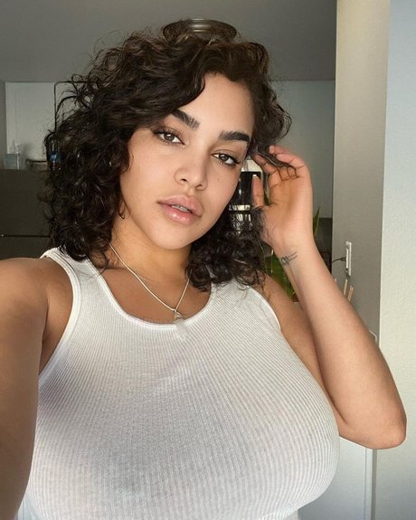 Vanessa Ann Wrigley star pretty archive