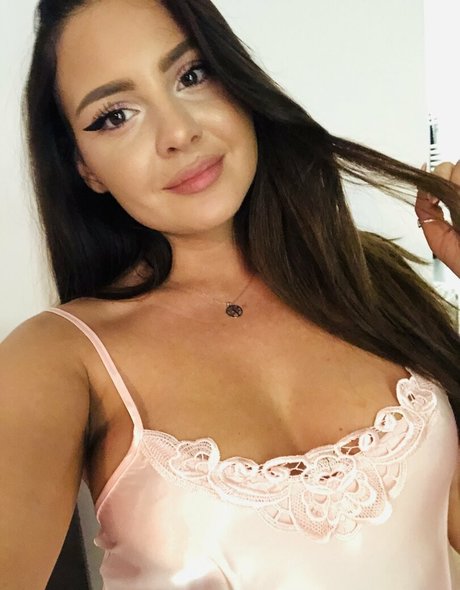 curvy naked onlyfans nude img