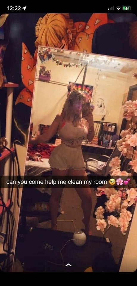 Chewys melons art model photos