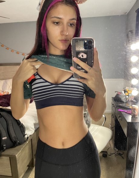 mature squirt onlyfans erotic pics