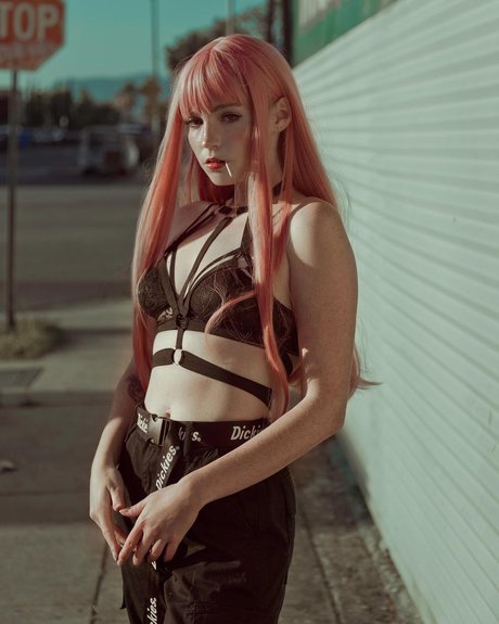 Emily O dette model hot img