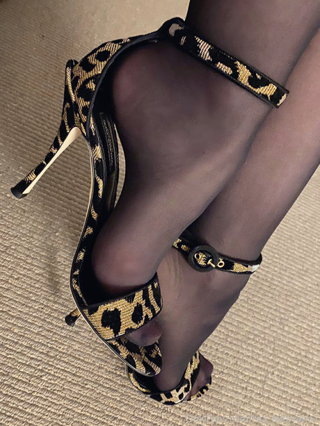 redhead squirt onlyfans hot sex pictures