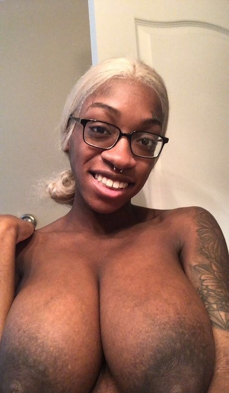 giant onlyfans best pictures