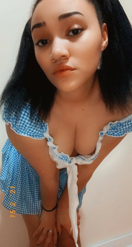 RooBunnyBaby high quality actress img