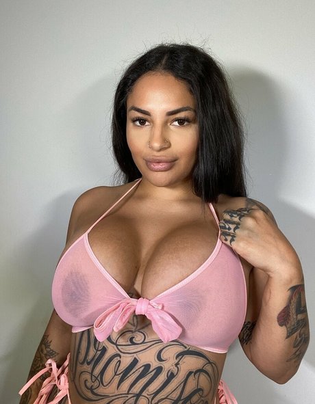 BIG BOOTY LATINA adult actress image