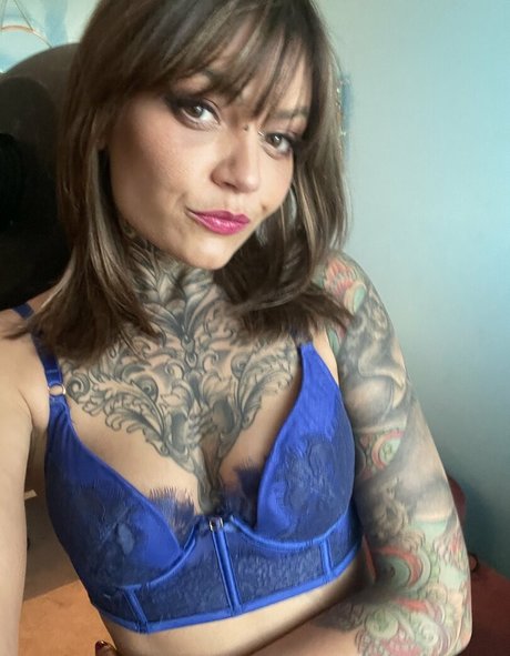 Nikky French nude pornstar archive