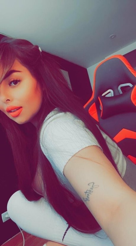 thick latina milf onlyfans nudes pics