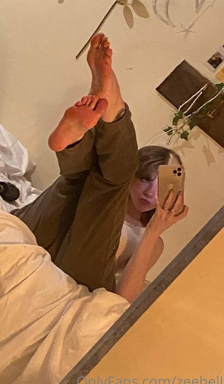 ZeeHell pornstar perfect galleries