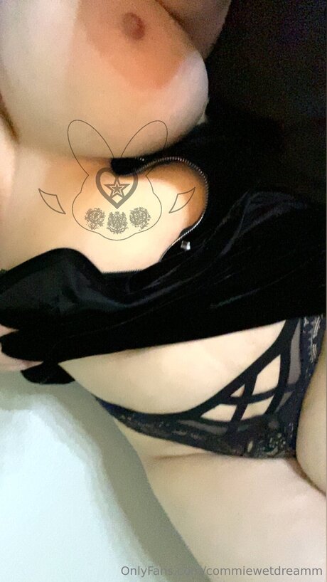 Commiewetdreamm nudes star image