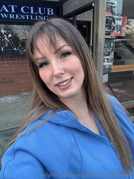 Sonyaswiftxo Myfreeone model nudes photo