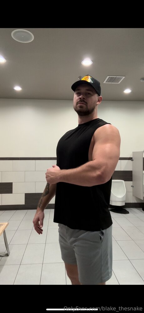 Blake Thesnake model high quality image